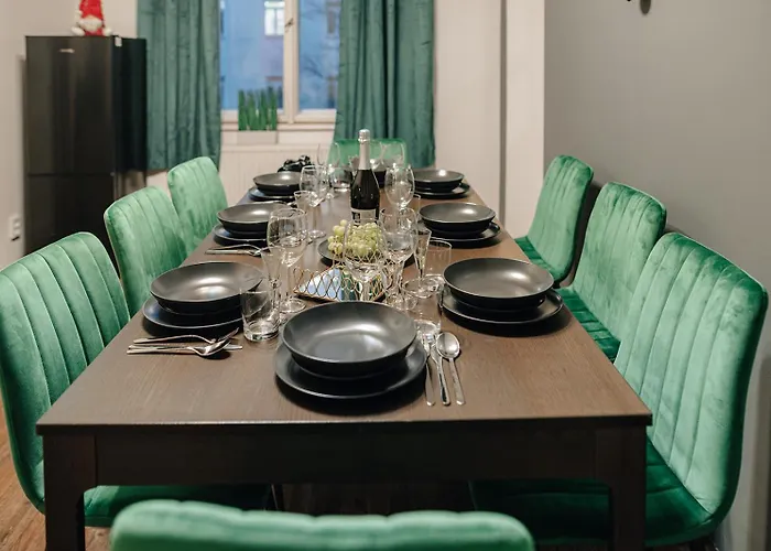 Cinematic With Pool Table & Cinema In The Heart Of