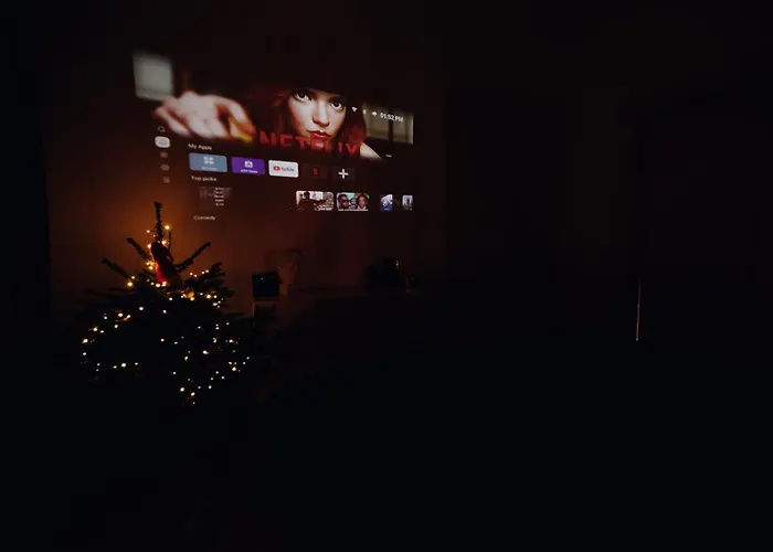 Cinematic With Pool Table & Cinema In The Heart Of Διαμέρισμα Πράγα